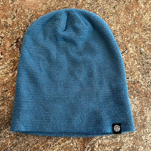 REI Co-Op Blue Gray Stripe knit beanie hat - Picture 5 of 8